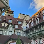 Apartment 1 4 Pers - Piscine Chauffe - Parking Gratuit - Vue Golf - La Deauvillaise Du Golf Deauville